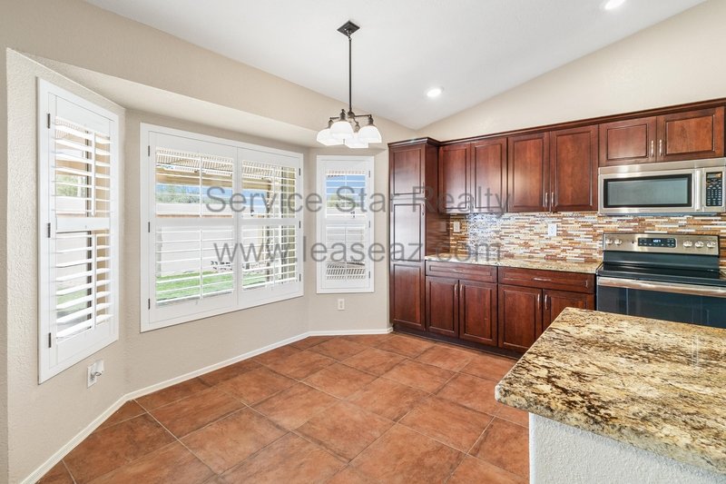 Fabulous 3BR/2BA in Avondale! property image