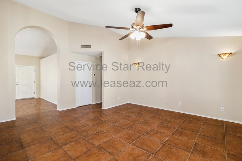 Fabulous 3BR/2BA in Avondale! property image