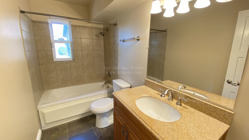 Charming 3bedroom 2 bath home property image