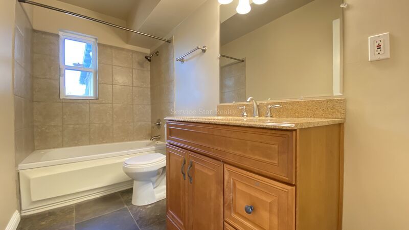 Charming 3bedroom 2 bath home property image