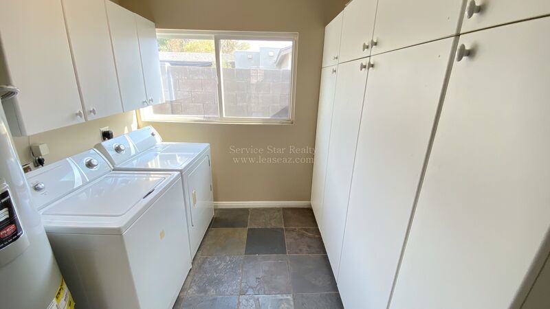 Charming 3bedroom 2 bath home property image