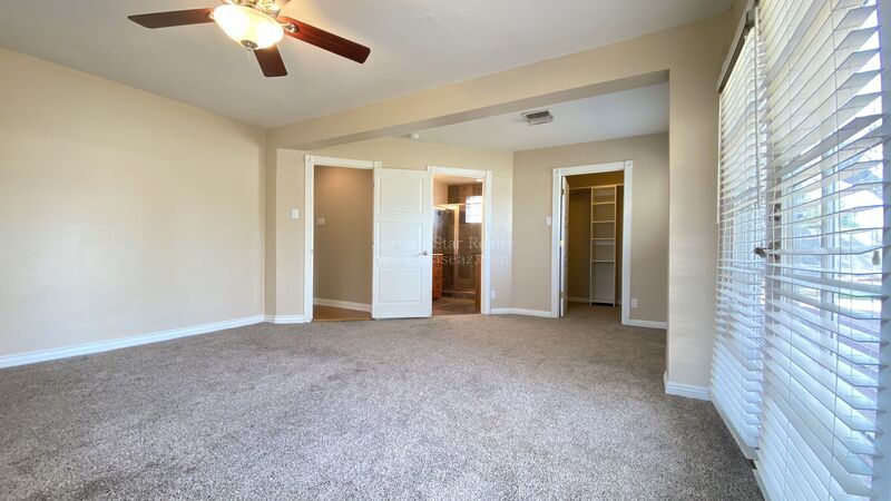 Charming 3bedroom 2 bath home property image