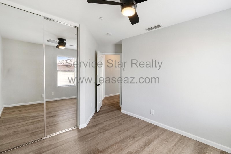 Stunning 4BED/2.5 Bath Home property image