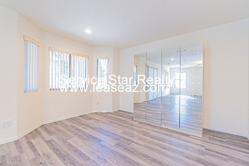 2 Bed/2 Bath Home in Surprise! property image