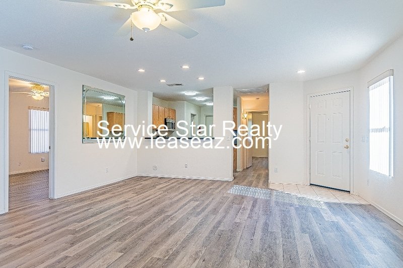 2 Bed/2 Bath Home in Surprise! property image
