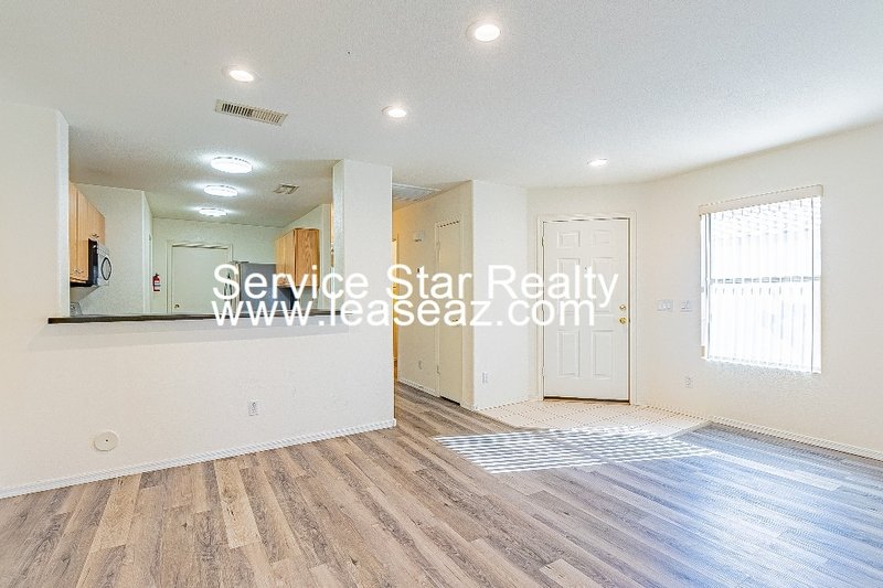 2 Bed/2 Bath Home in Surprise! property image