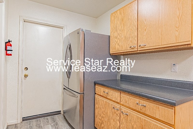 2 Bed/2 Bath Home in Surprise! property image