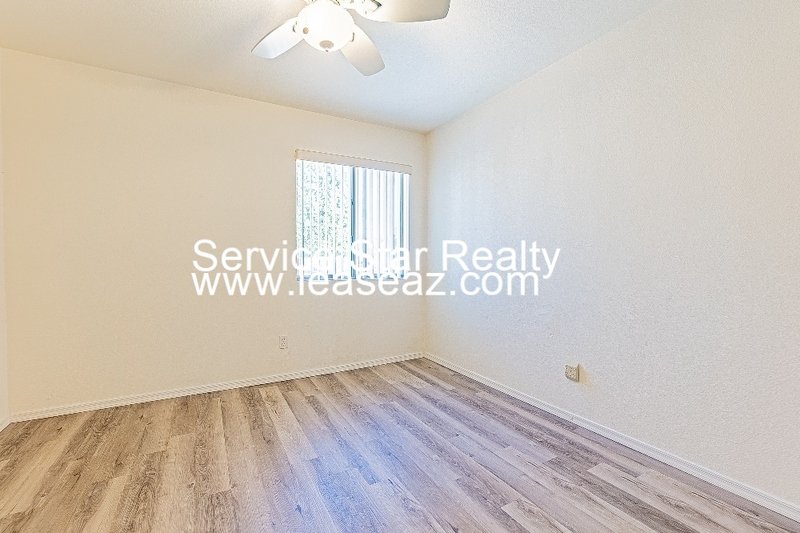 2 Bed/2 Bath Home in Surprise! property image