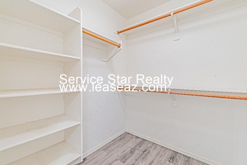 2 Bed/2 Bath Home in Surprise! property image