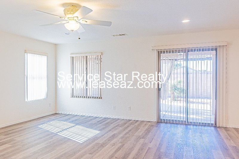 2 Bed/2 Bath Home in Surprise! property image