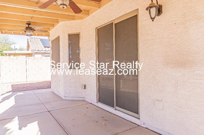 2 Bed/2 Bath Home in Surprise! property image