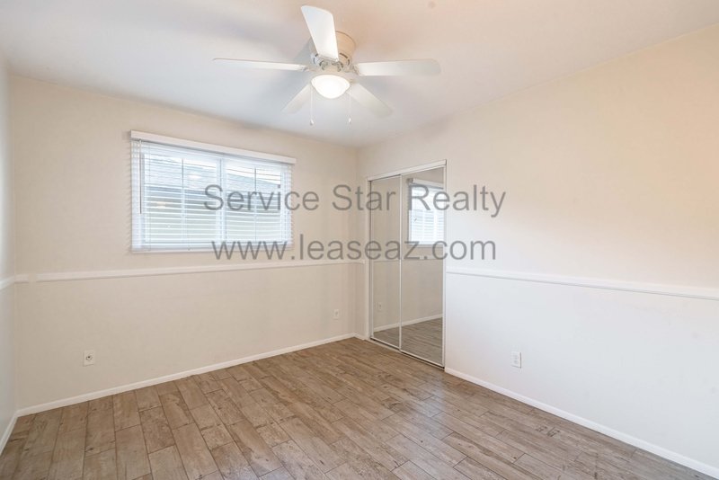 Awesome TEMPE 5bd/2ba home with Fireplace & POOL! property image