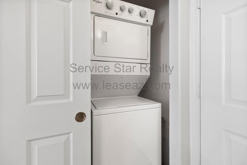 2BR/2BA in Phoenix! - Community POOL property image