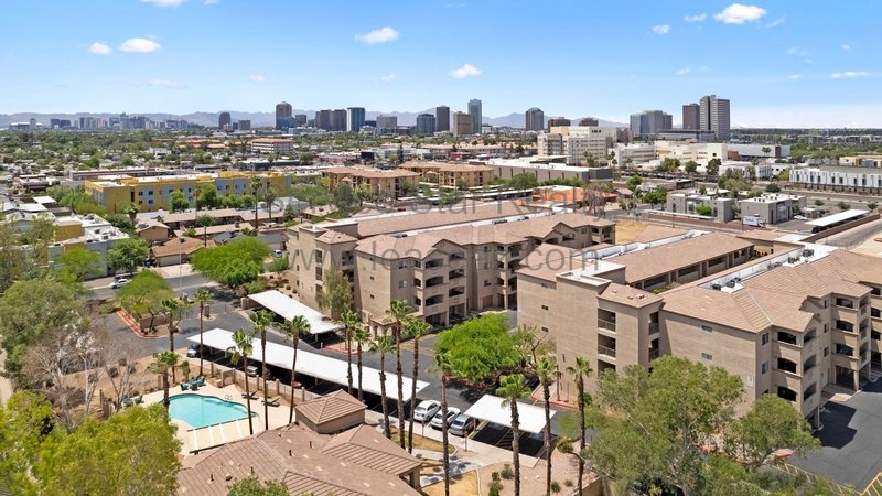 2BR/2BA in Phoenix! - Community POOL property image