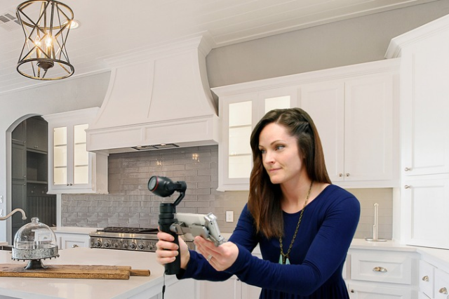 Move-in inspection documenting the condition of a rental property